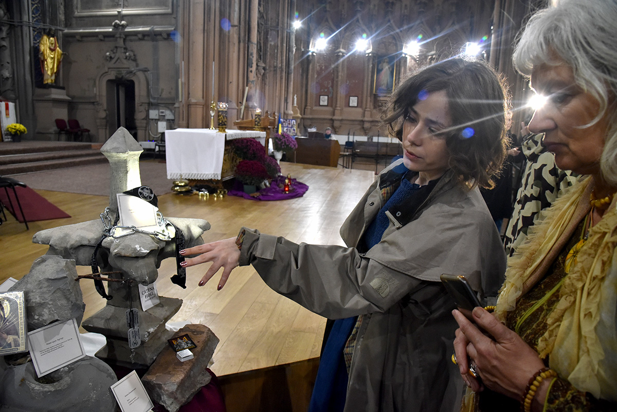 Картина «Молитва» з українським воїном буде передана до Ватикану - фото 48