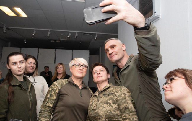 Кличко розповів, як Києв підтримує жінок-військових 1