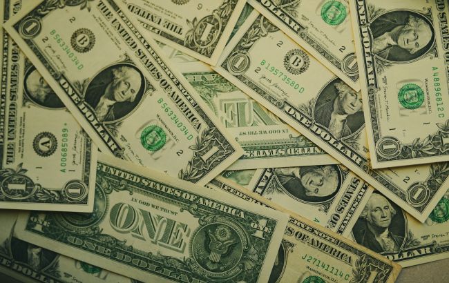 Курс долара 11 листопада - скільки коштує валюта в Україні 1