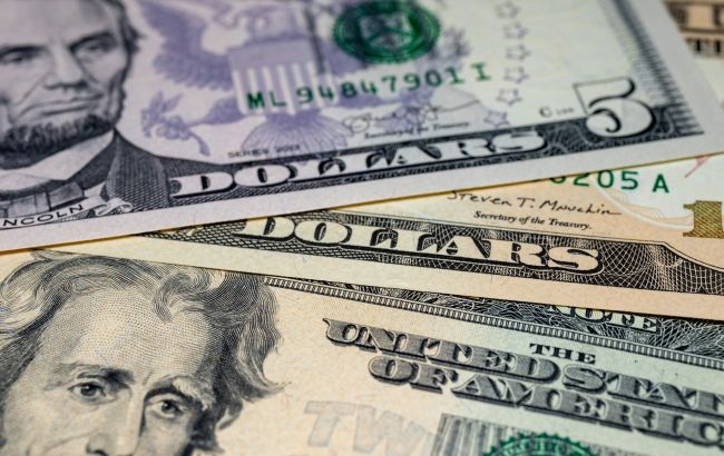 Курс долара НБУ на 25 листопада підвищився на 11 копійок 1