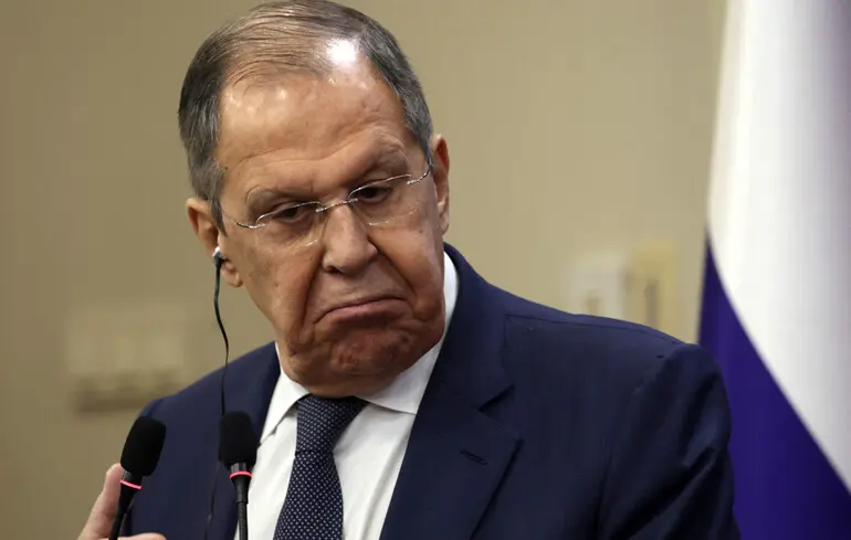 Лавров: Росія вже працює над виконанням наказу Путіна щодо ядерних випробувань Лавров: Росія вже працює над виконанням наказу Путіна щодо ядерних випробувань 1