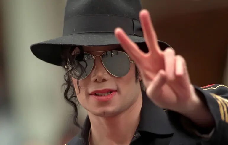 Майкл Джексон встановив рекорд - пісні артиста потрапляли у топ-10 Billboard шість десятиліть поспіль - новини культури 1