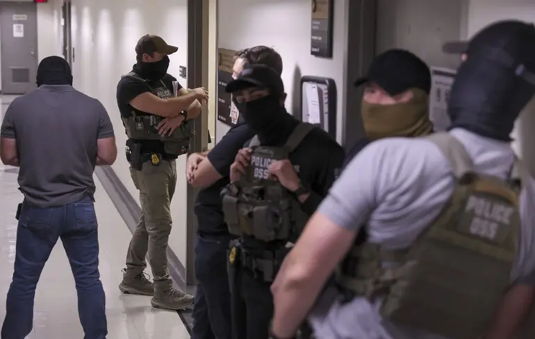 Міграційна політика Трампа - судді масово блокують жорсткі методи Трампа 1