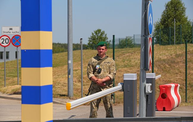 Нові правила перетину кордону з ЄС - чи потрібні додаткові документи, пояснення Держприкордонслужби Нові правила перетину кордону з ЄС - чи потрібні додаткові документи, пояснення Держприкордонслужби 1