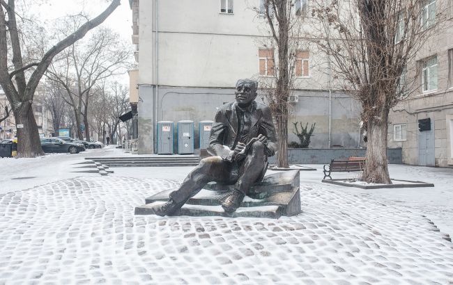 Перший сніг в Україні сьогодні в Одеській області і Кіровоградській, Полтаві, Дніпрі - фото, відео 1