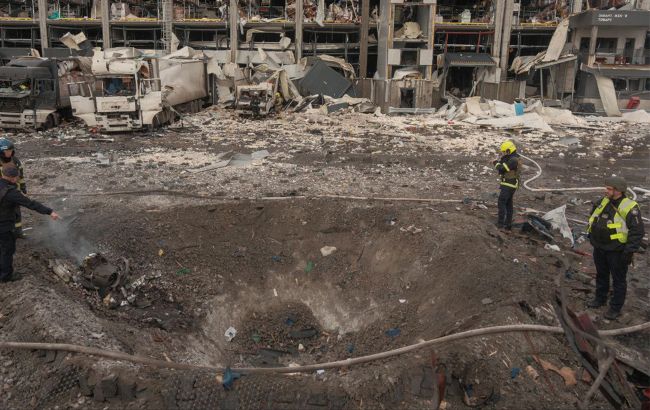 Ракетний удар по Києву 25 листопада - зруйновано логістичний центр NOVUS, є загиблі 1