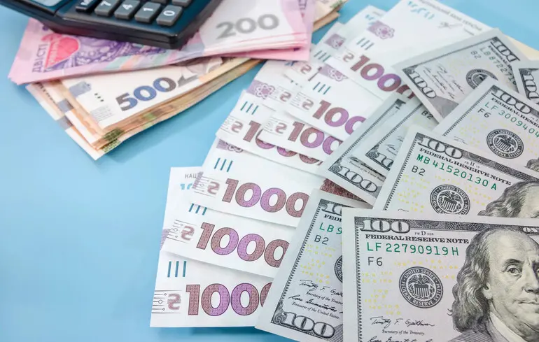 Рейтинги рівня зарплат в Україні та ЄС - чию працю цінують найбільше 1