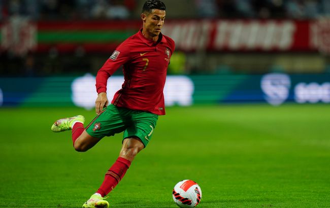 Роналду отримав червону картку в матчі Португалія Ірландія 2