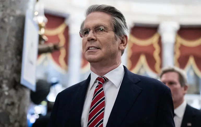 Шатдаун в США - наслідки для економіки погіршуються із кожним днем - Бессент Шатдаун в США - наслідки для економіки погіршуються із кожним днем - Бессент 1