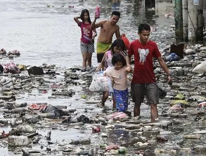 Тайфун «Фунг-Вонг» - на Філіппінах евакуйовано понад мільйон людей - фото 14