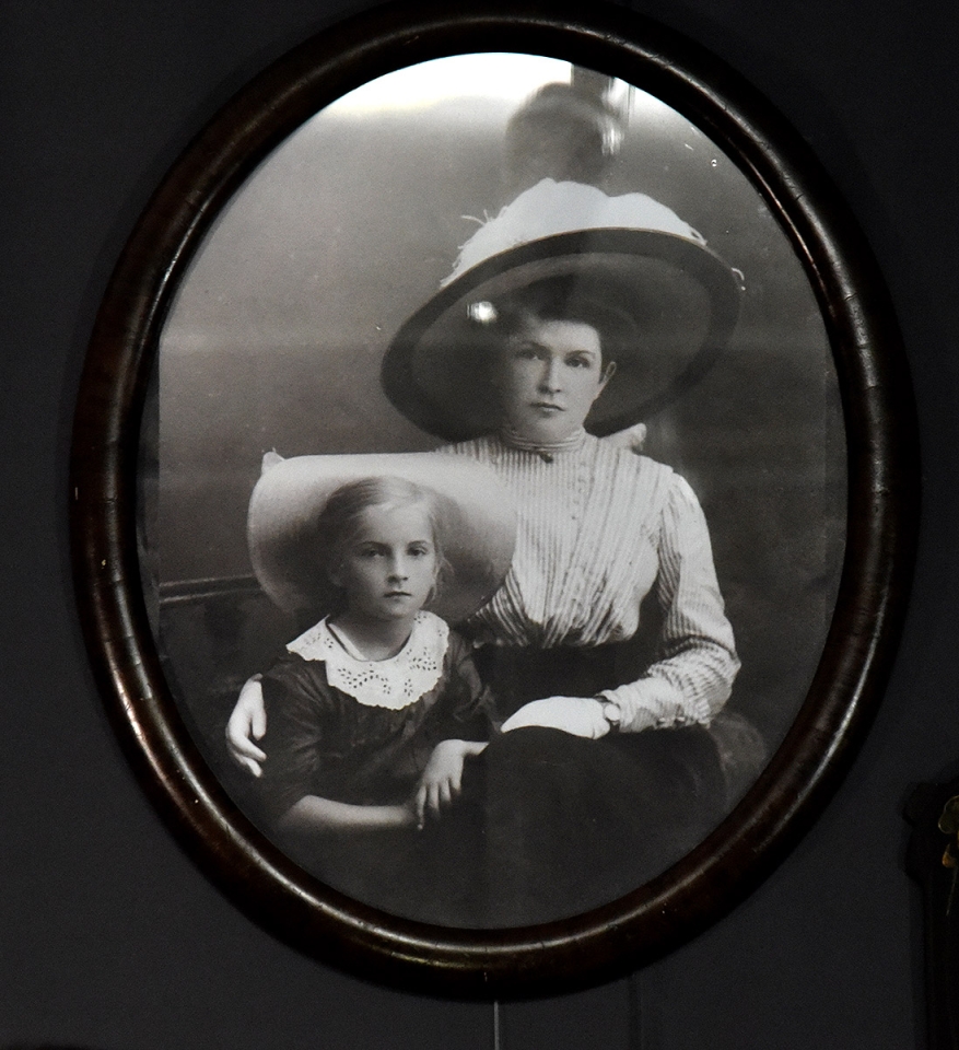 У Києві презентували виставковий проєкт про розвиток міської фотографії 25