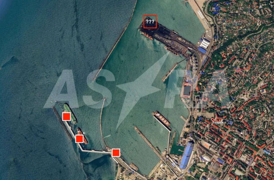 У Туапсе атаковано нафтоналивний термінал РФ на Чорному морі: які наслідки 2