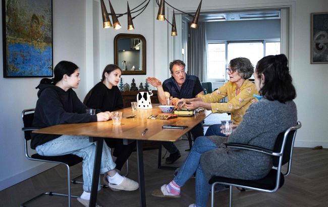 Українські біженці в Нідерландах можуть отримати спецстатус - коли це станеться та що означає 1