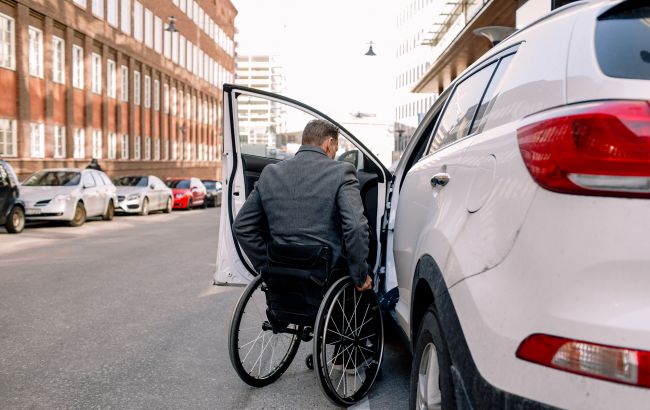Ветерани війни в Україні з інвалідністю зможуть отримати компенсацію за переобладнання авто 1