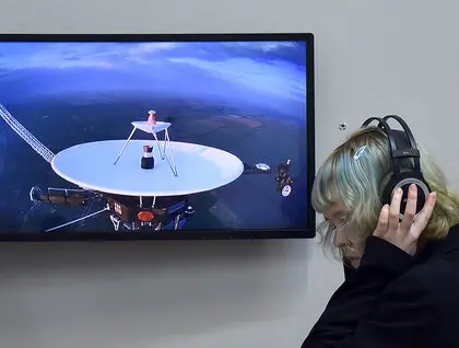 Війна як фон творчості - друга частина виставки Різні місця у Києві - фоторепортаж 5