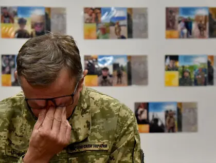 Виставка "Те, що болить" - у Києві презентували мистецький проєкт про особисті втрати на війні - фото 36