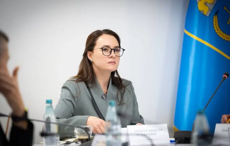 Виїзд за кордон - Свириденко відреагувала на рішення про незаконність заборони депутатам виїжджати Виїзд за кордон - Свириденко відреагувала на рішення про незаконність заборони депутатам виїжджати 1