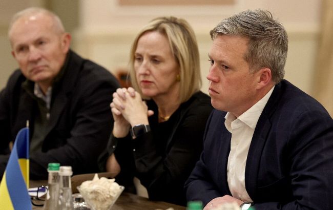 Візит Дена Дрісколла до Києва - Зеленському пропонували посилення військової допомоги 1