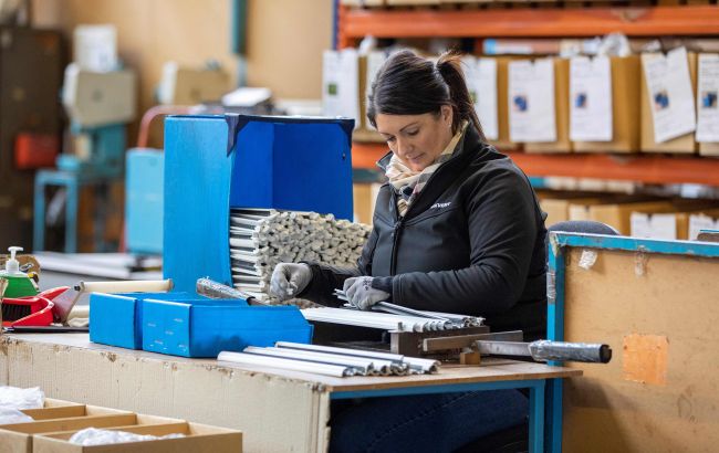 Зарплати в Польщі зросли на 8% - у яких галузях платять найбільше 1