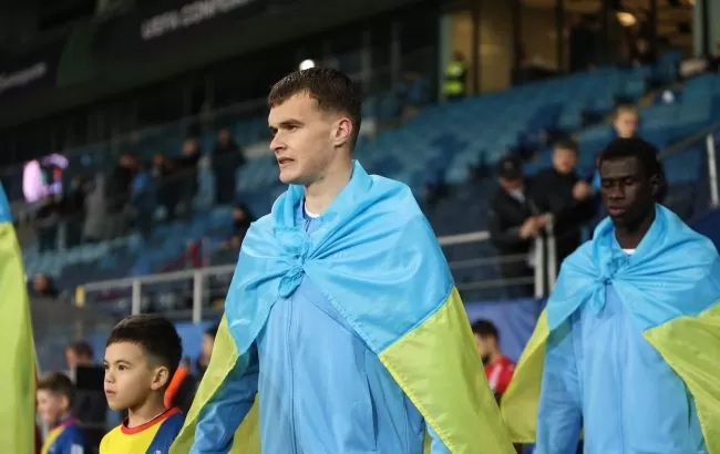 Збірна України втратила двох гравців перед Францією та Ісландією Збірна України втратила двох гравців перед Францією та Ісландією 1