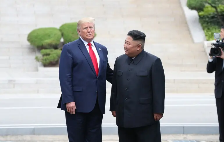 Зустріч Трампа й Кім Чен Ина - КНДР зібрала дані про американських чиновників Зустріч Трампа й Кім Чен Ина - КНДР зібрала дані про американських чиновників 1