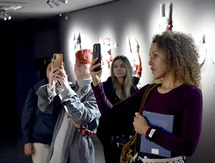 100 кіз Лесі Патоки - в Українському Домі відкрили виставку обрядових масок - фото 33