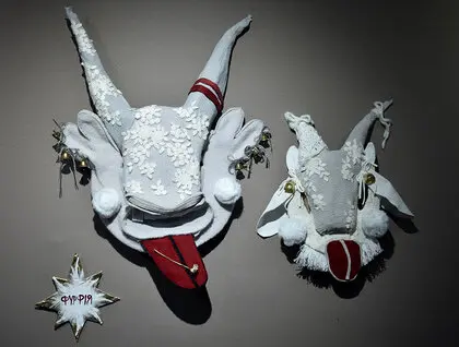 100 кіз Лесі Патоки - в Українському Домі відкрили виставку обрядових масок - фото 30