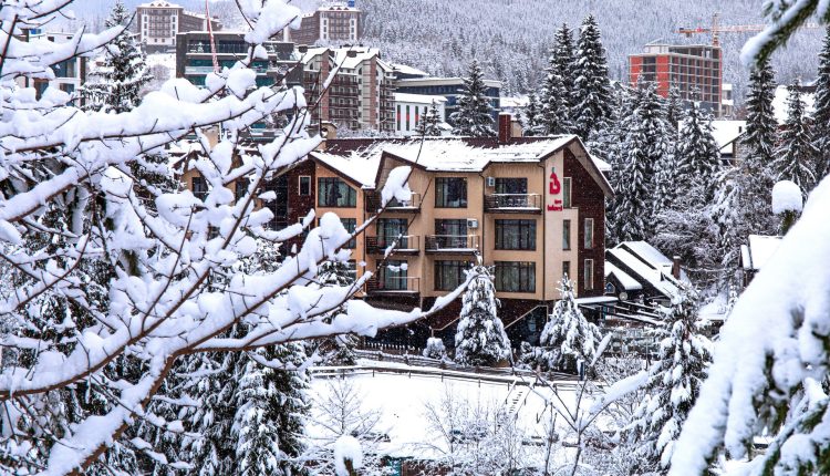 Акцент на комфорт: сучасні апартготелі Буковелю, що задають тон сезону 2 Акцент на комфорт: сучасні апартготелі Буковелю, що задають тон сезону 1