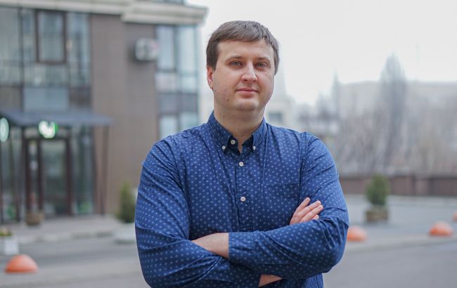 Антон Грушецький в інтерв'ю РБК-Україна про завершення війни, вибори і опитування КМІ 1