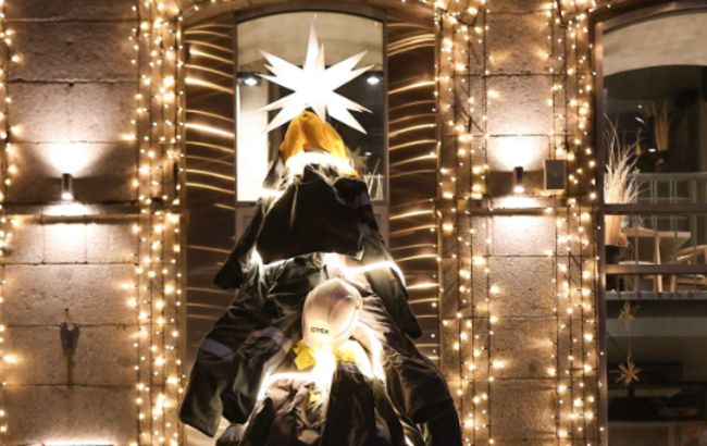 ДТЕК, Завертайло та Honey встановили арт-обʼєкт в центрі Києва 1