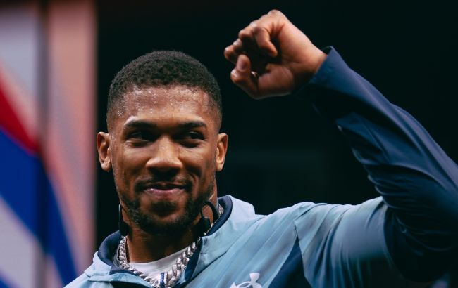 Джошуа Пол - британець з синьо-жовтим прапором підтримав український спецпідрозділ 1