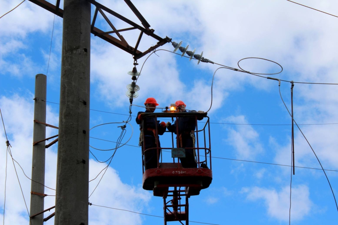 Енергетик Андрій Євменов в інтерв’ю РБК-Україна про відновлення світла після обстрілів у Сумській області 3