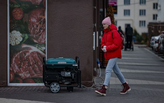 Графіки відключення світла у Києві не діють 27 грудня 1