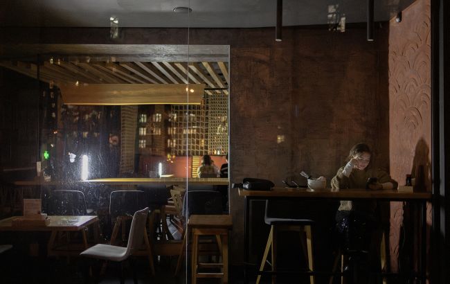 Графіки відключення світла в Україні 15 грудня - список по областях 1