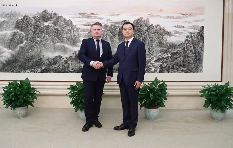 Кислиця у Китаї - у Пекіні відбулись переговори України та КНР 1