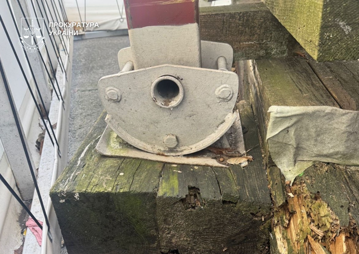 Колесо огляду на Подолі в Києві можуть закрити через порушення безпеки - що відомо 3