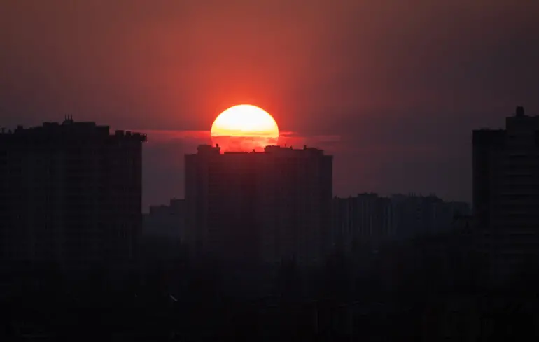 Коли найпізніший світанок у році - чому він не збігається із зимовим сонцестоянням 1