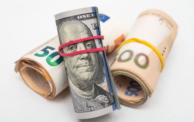 Курс долара та євро 15-21 грудня буде на рівні 42 та 48-49 гривень 1