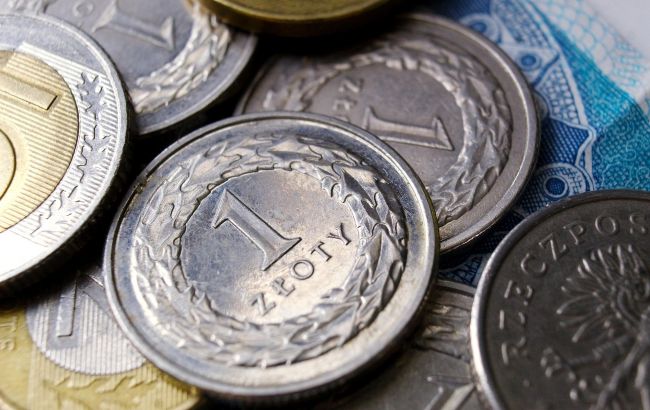 Курс злотого НБУ на 1 січня встановлено на рівні 11,80 гривень. 1