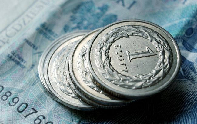 Курс злотого НБУ на 31 грудня встановлено на рівні 11,79 гривень. 1