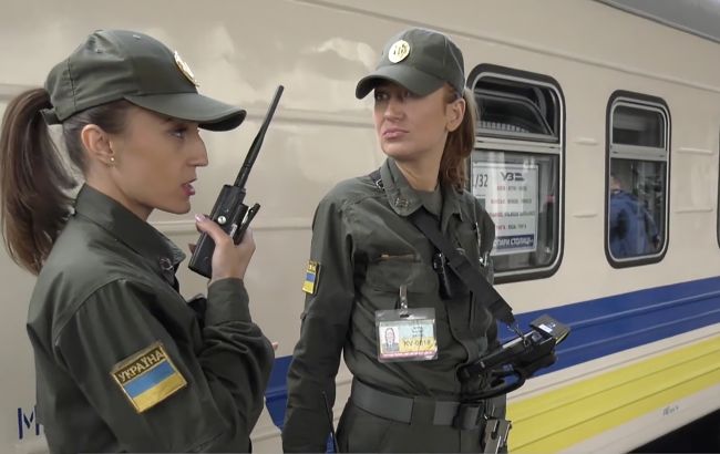 Митний контроль в поїзді УЗ інколи проходить без довгих зупинок - як проїхати кордон швидко 1