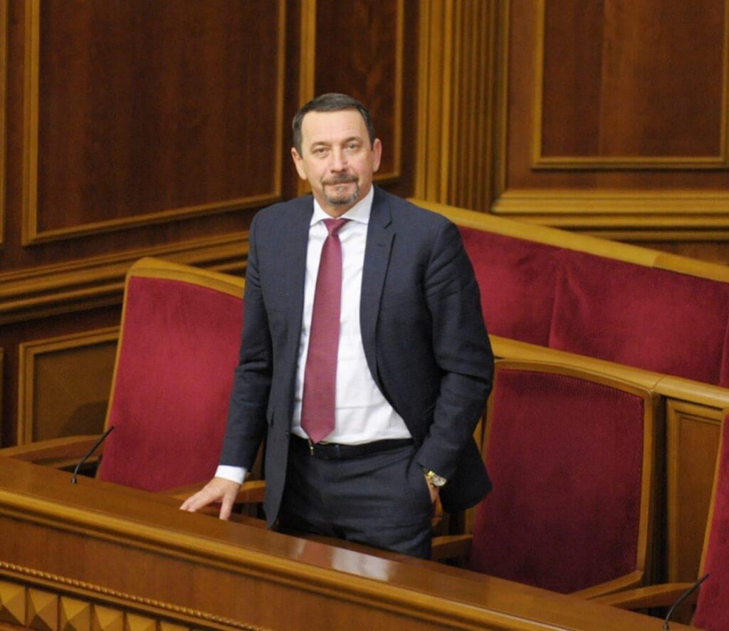 Нардепи у Раді продавали голоси - хто входить до угрупування, яке викрило НАБУ 5