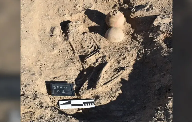 Незвичайне поховання в Африці - чим воно здивувало вчених, що в ньому знайшли - фото 1