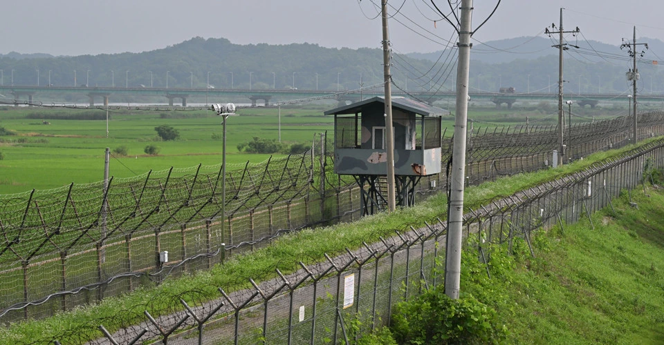 Перемир'я: що буде на Донбасі між українськими та російськими військами Перемир'я: що буде на Донбасі між українськими та російськими військами 3
