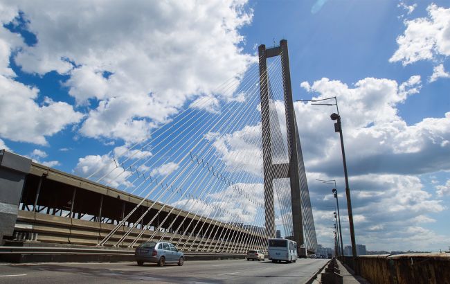 Південний міст у Києві частково закритий для руху транспорту сьогодні 22 грудня - де ремонт 1