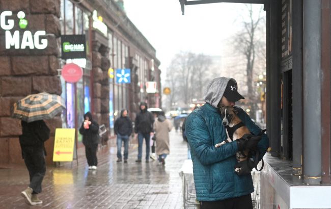 Погода в Україні 8 грудня - буде хмарно, місцями дощ і туман 1