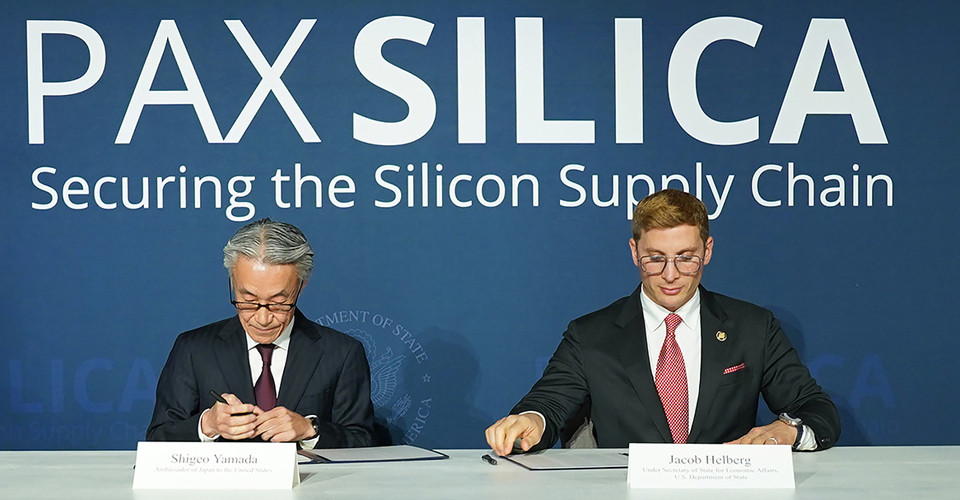 Politico: Адміністрація Трампа формує коаліцію для протидії Китаю 1