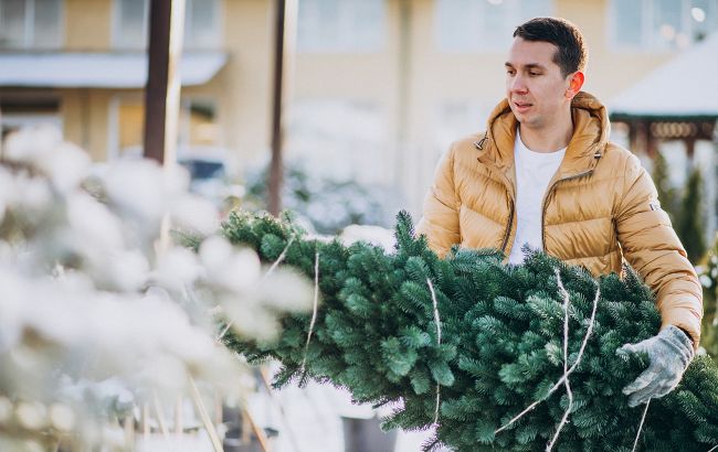 Правила перевезення ялинок в метро Києва й оплата проїзду - що заборонено 1