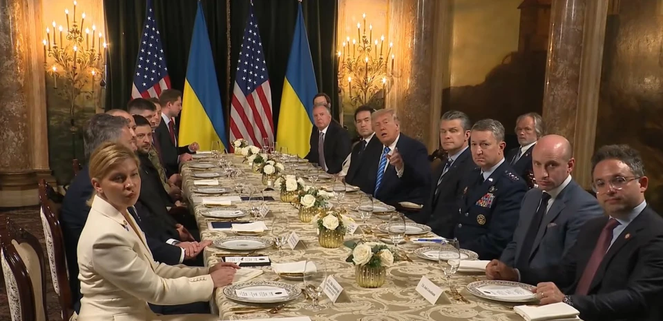 Про що Зеленський і Трамп домовилися у Флориді, а про що ні Про що Зеленський і Трамп домовилися у Флориді, а про що ні 2