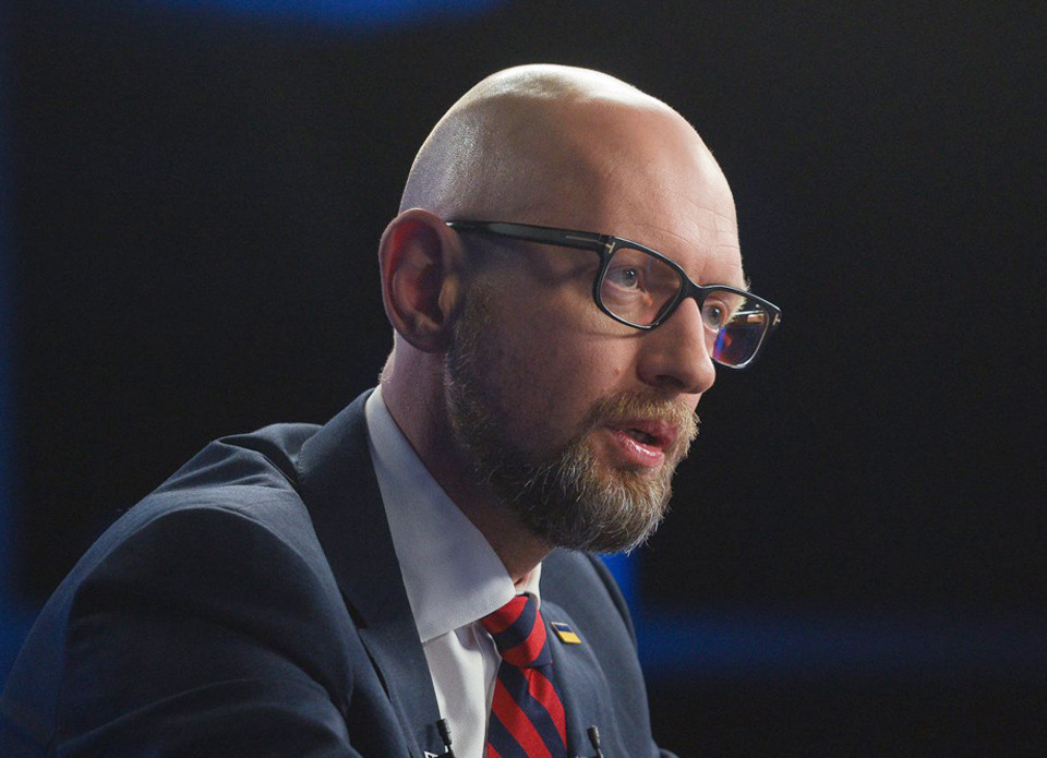 Путін маніпулює переговорами, щоб розколоти Захід, – Яценюк 1